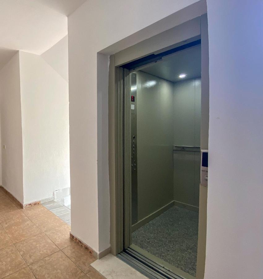 The White Corner Apartman Durrës Kültér fotó