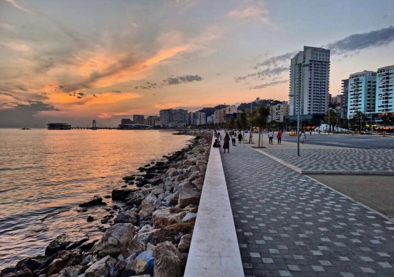 The White Corner Apartman Durrës Kültér fotó